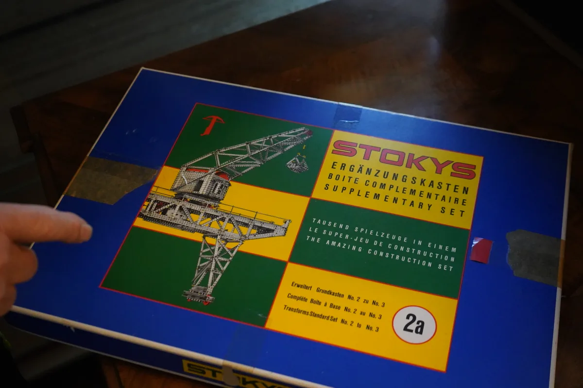 Exemplar eines Spielzeugbaukastens.