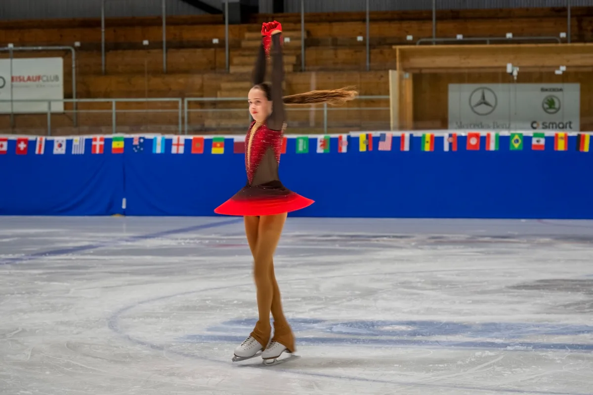 Eine bunte Schau zum Saisonfinale in der Eishalle Wetzikon.