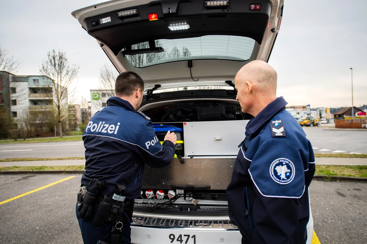 Symbolbilder Polizei