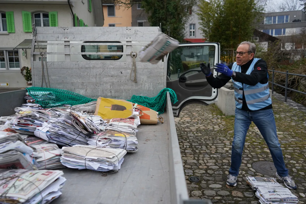 Ein Mann in vollem Einsatz.