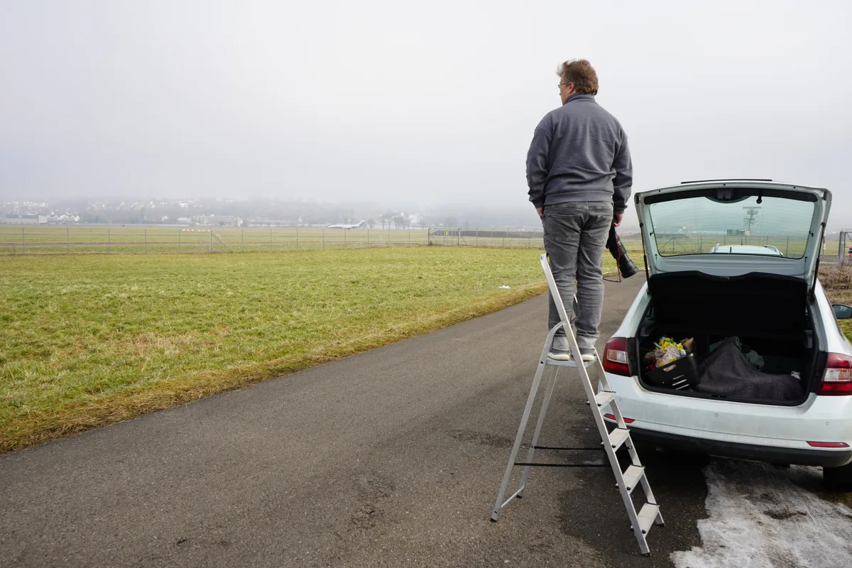 Michael Schulz ist aus Deutschland angereist, um die Flieger in Dübendorf zu fotografieren.