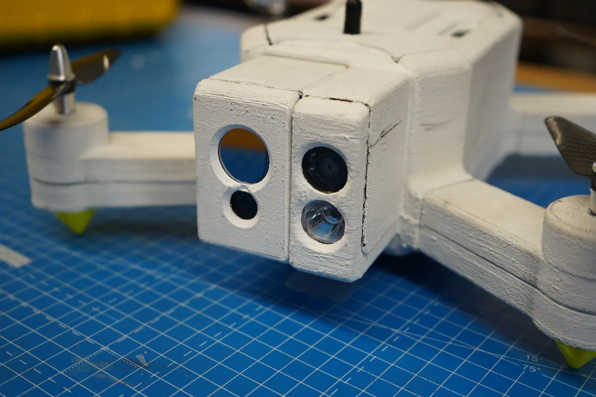 Detailblick auf die Drohne.