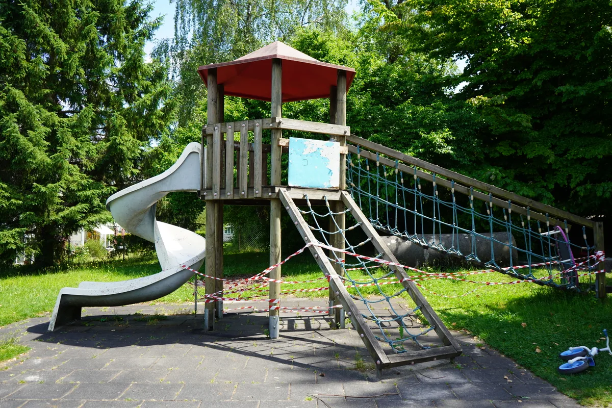 Ein Spielplatz.