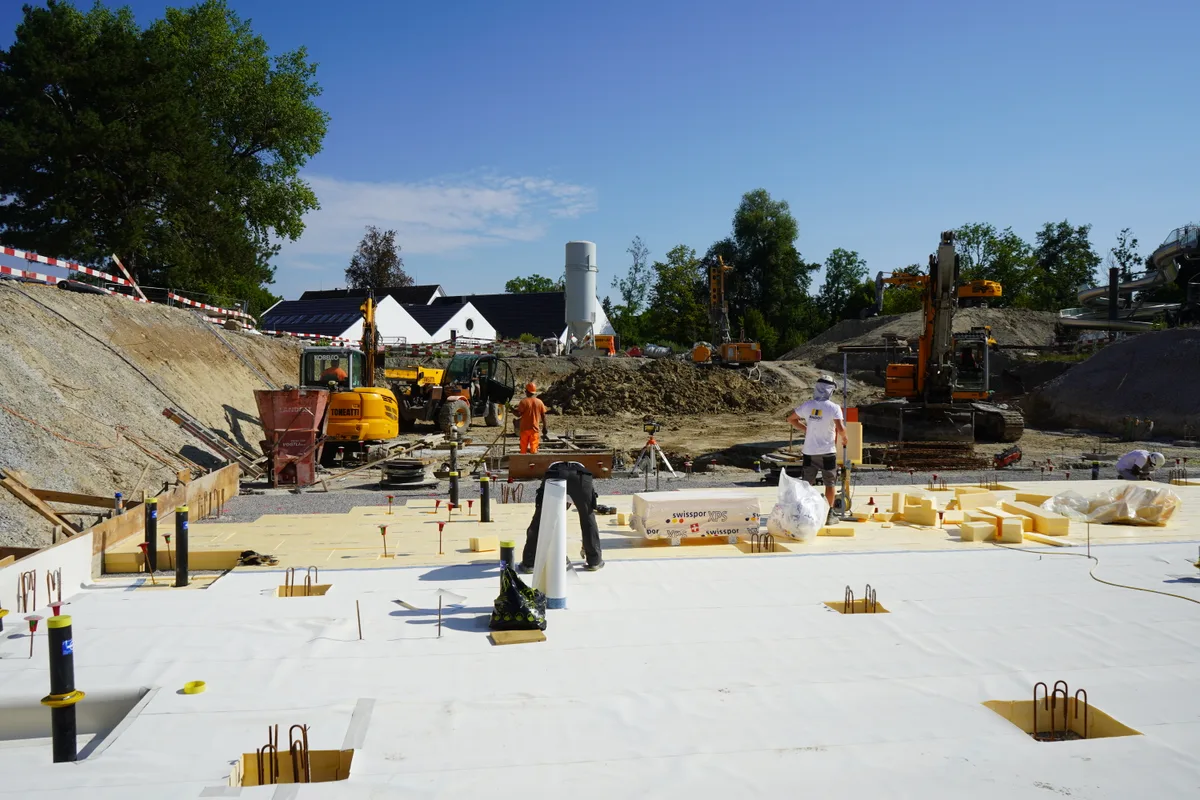 Impressionen der Baustelle Badi Oberdorf in Dübendorf.