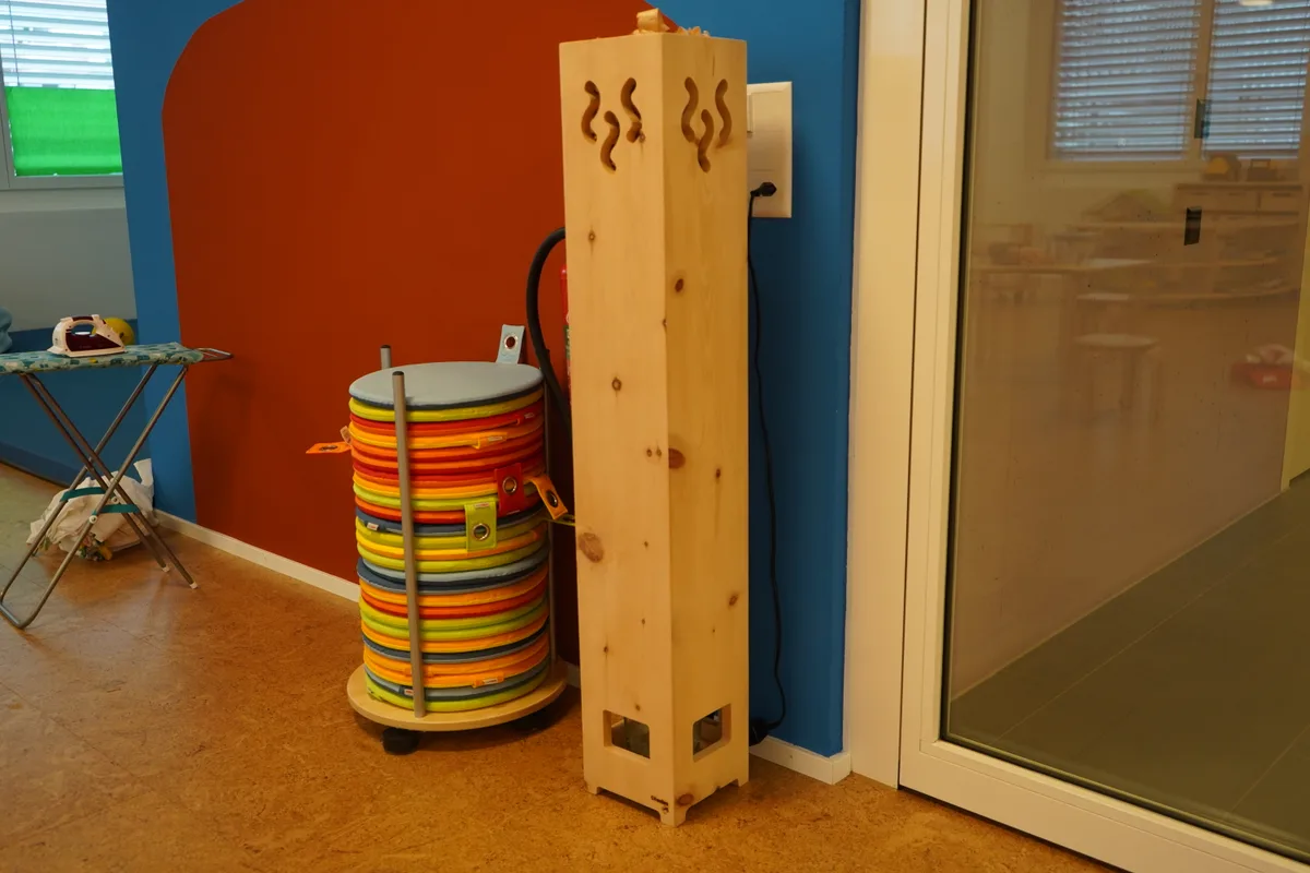 Ein Geruchsturm aus Holz.