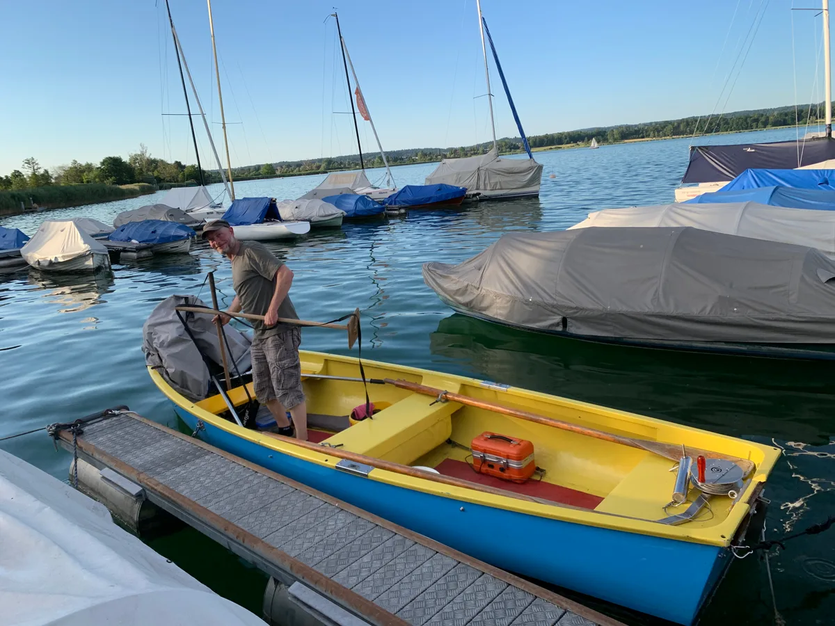 Mit zwei Fischern auf dem Greifensee.