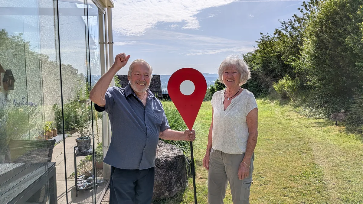 Alex und Josy Eugster freuen sich, im Mittelpunkt Fällandens zu wohnen. Die beiden sind seit mehr als 60 Jahren verheiratet.