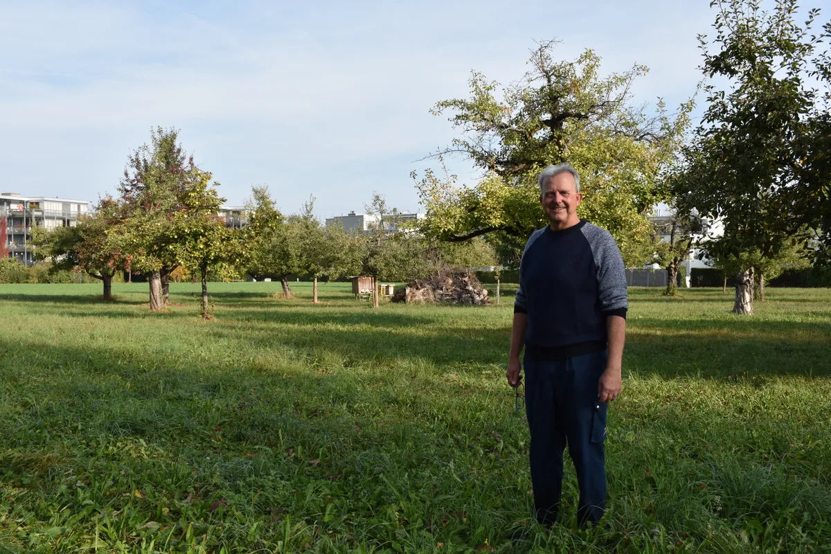 Daniel Frick hat als ehemaliger Präsident des Obstvereines Fällanden reichlich Erfahrung in der Apfelsaftproduktion.