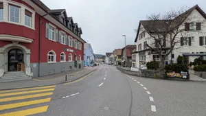 29732819-6 In der Richt- und Nutzungsplanung der Stadt Dübendorf ist festgelegt, welche Orte geschützt werden, und wo eine Umnutzung bis hin zur Transformation möglich ist.