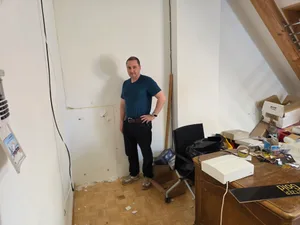 Hier stand der Tresor von Patrick Jetzer. Die Einbrecher haben den Edelmetallhändler um sein Vermögen gebracht. Hier stand der Tresor von Patrick Jetzer. Die Einbrecher haben den Edelmetallhändler um sein Vermögen gebracht.