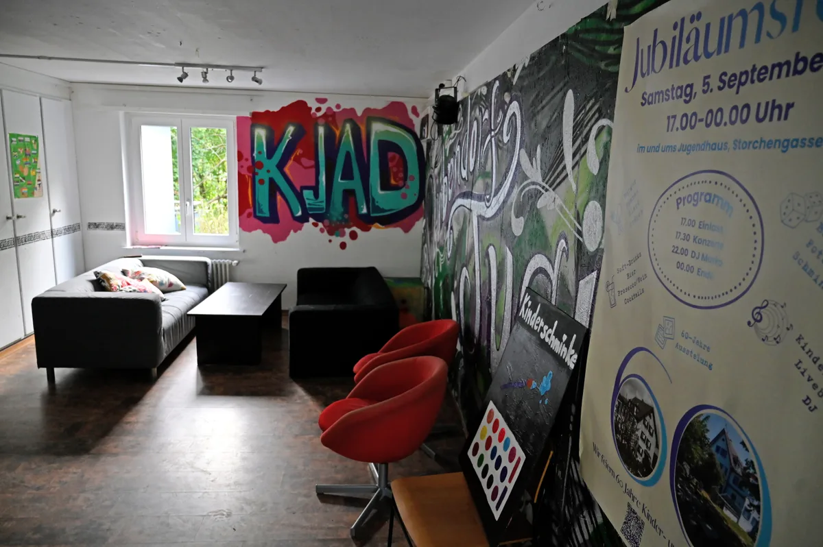 Blick ins Innere eines Jugendhauses. 