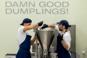 Herstellung von Dumplings bei Madame Sum in Dübendorf Herstellung von Dumplings bei Madame Sum in Dübendorf