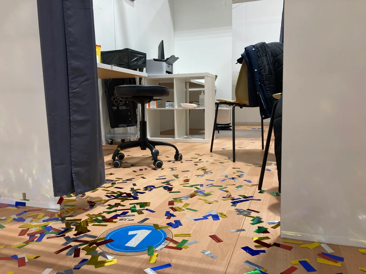 Abschlussfest im Impfzentrum Uster: Die Party ist zu Ende.