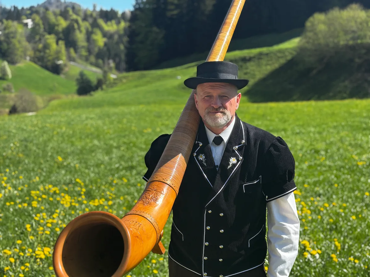 Mike Mitchell in der Tracht