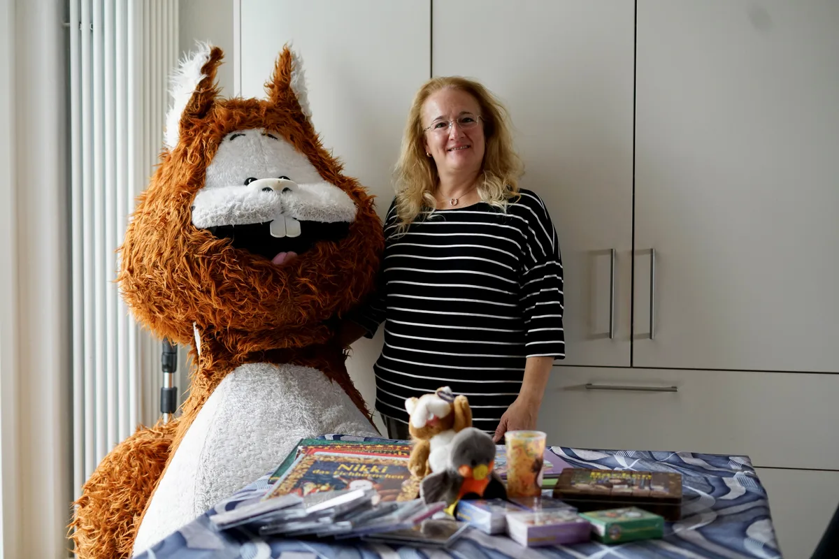 Beatrice Prandini und das Maskottchen Nikki Beatrice Prandini und das Maskottchen Nikki