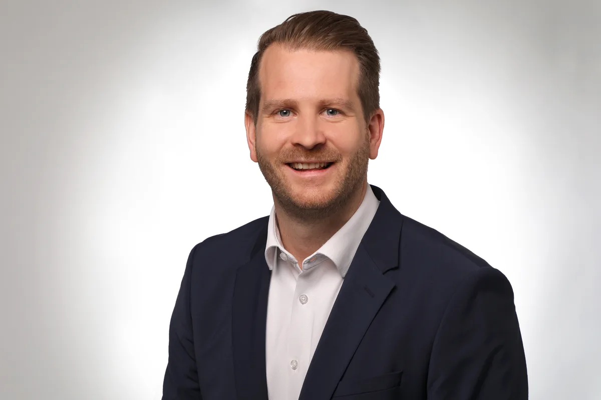 Porträtbild von Renato Peterhans von der Bank BSU.
