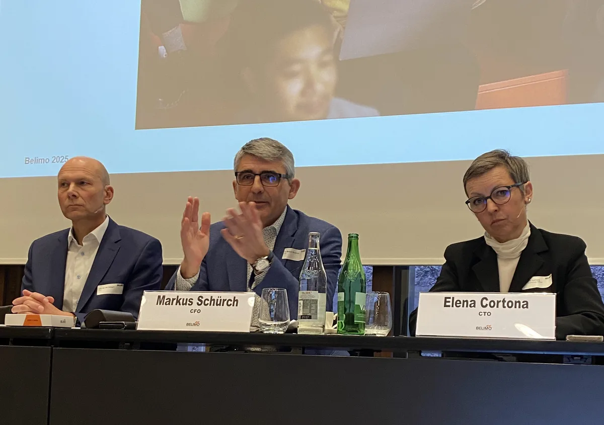 Das Führungstrio von Belimo: CEO Lars van der Haegen, Finanzchef Markus Schürch und Chief Technology Officer Elena Cortona.