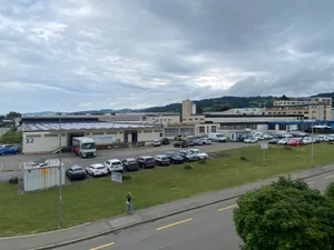26348095-2 Hier plant der Discounter Lidl seine zweite Filiale in Wetzikon.