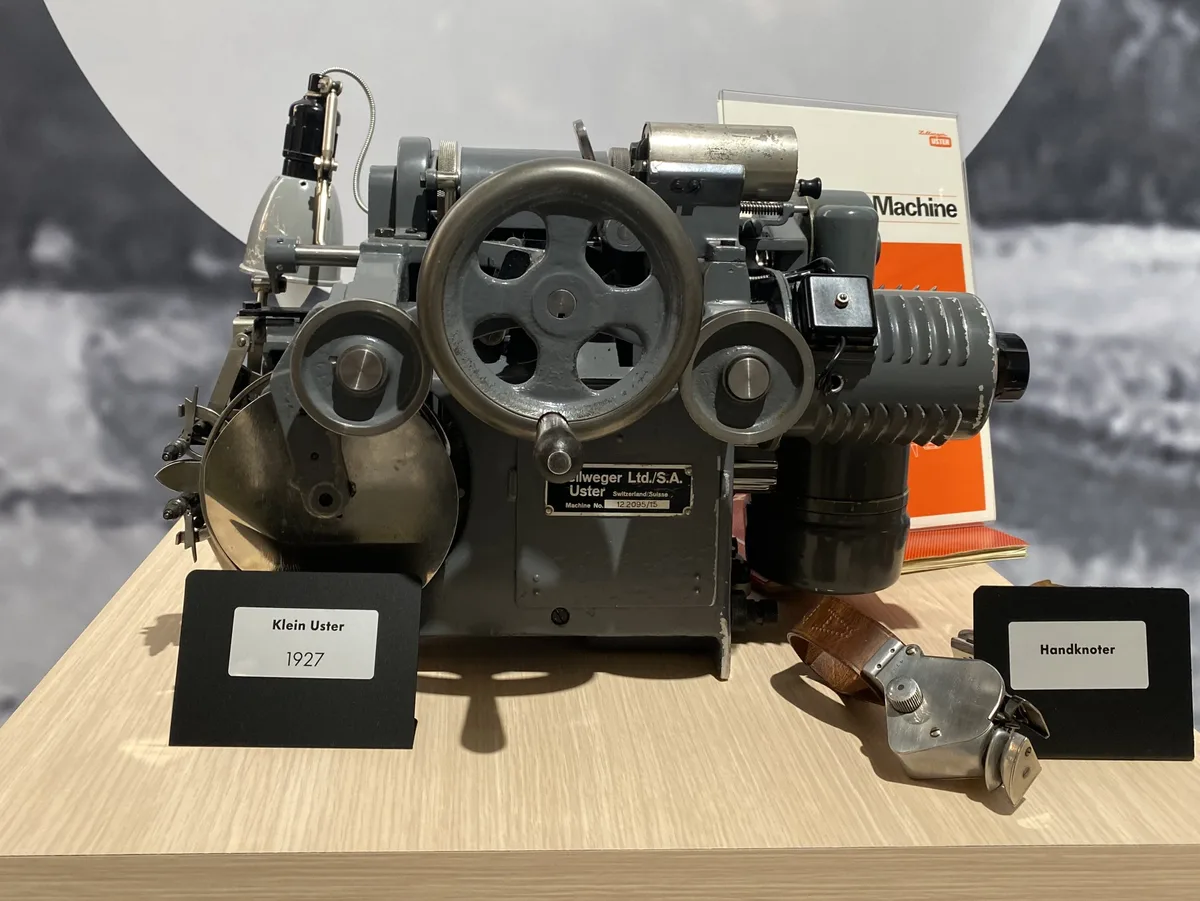 Eine alte Maschine im Uster-Museum.