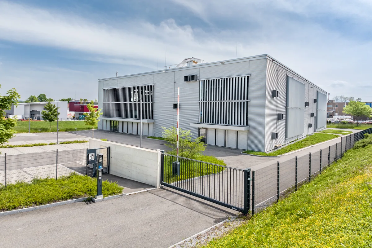 11'600 Quadratmeter umfasst das Industrieareal, das Roxor in Mönchaltorf übernimmt. 11'600 Quadratmeter umfasst das Industrieareal, das Roxor in Mönchaltorf übernimmt.