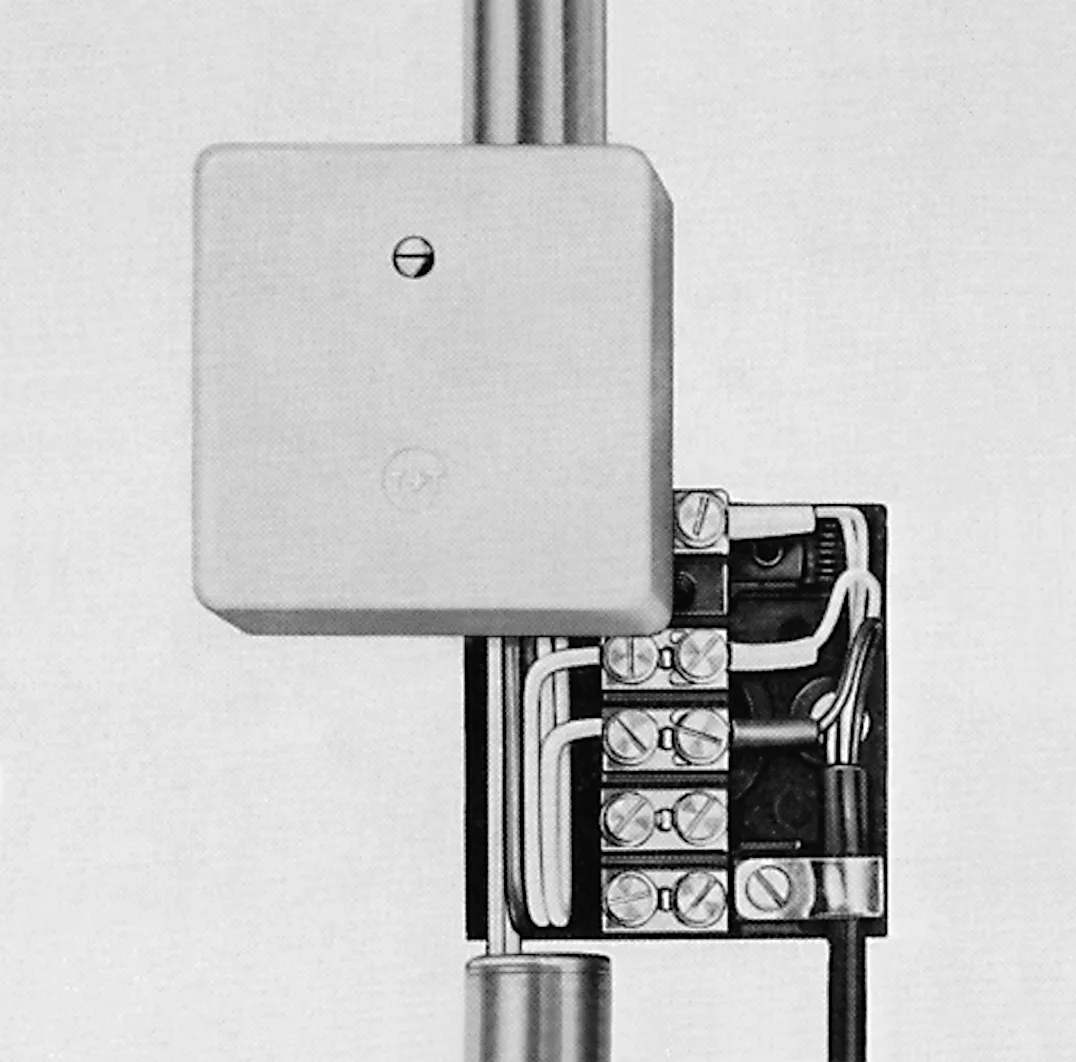 Eine analoge Telefonanschlussdose.