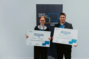 25258534-9 Zora Arbenz ist eine von sechs Gewinnerinnen und Gewinner des nationalen Wettbewerbs von Jugend debattiert.