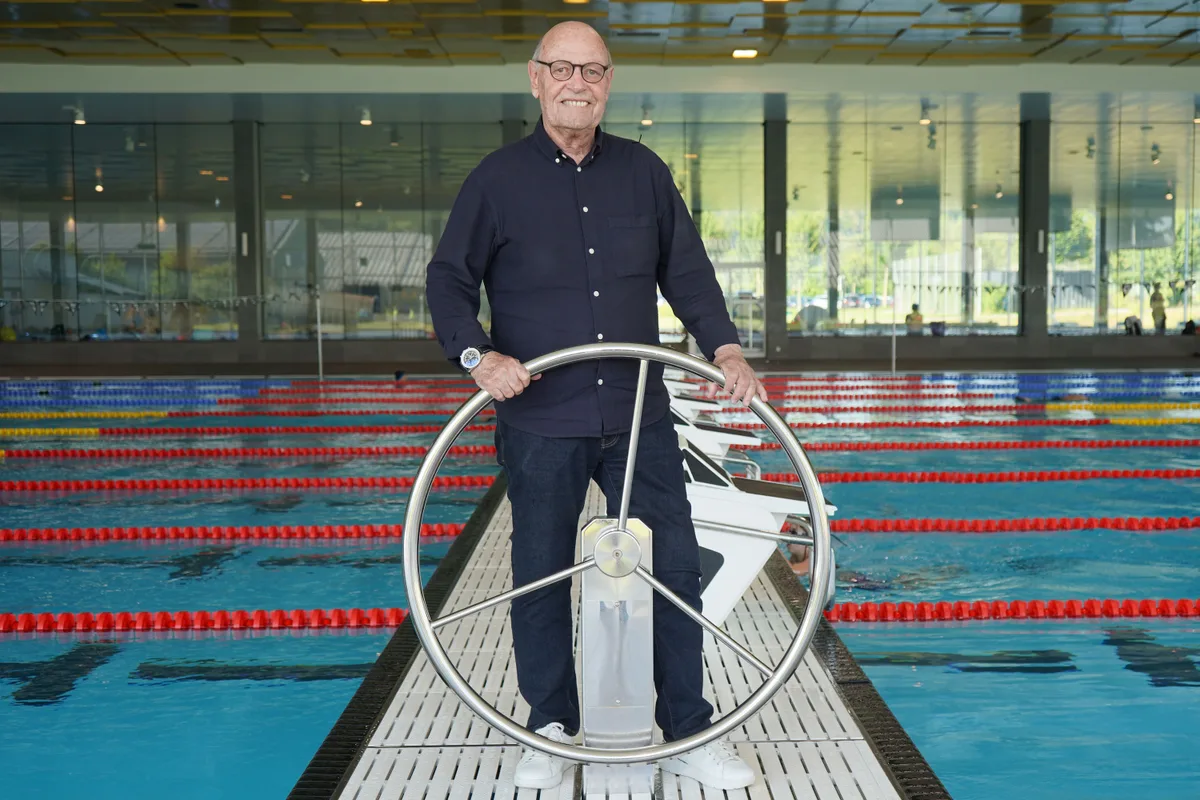 Philippe Walter im Hallenbad Buchholz.