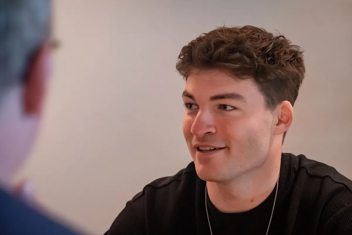 «Das bin halt einfach ich»: Alessio Miggiano will sich nicht verstellen, wenn Kameras oder Mikrofone laufen. Alessio Miggiano