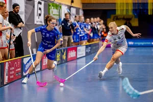 22.11.2025, Kloten, Sporthalle Stighag, Damen L-UPL: Kloten-Dietlikon Jets - FB Riders DBR, Marcia Wick (#31 Kloten-Dietlikon Jets) und Anna Bachrata (#18 FB Riders DBR) 22.11.2025, Kloten, Sporthalle Stighag, Damen L-UPL: Kloten-Dietlikon Jets - FB Riders DBR, Marcia Wick (#31 Kloten-Dietlikon Jets) und Anna Bachrata (#18 FB Riders DBR)