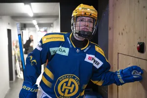 Eishockey-Spielerin Alessia Baechler aus Illnau im Trikot des HC Davos Eishockey-Spielerin Alessia Baechler aus Illnau im Trikot des HC Davos