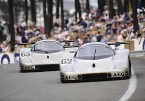 Sauber-Mercedes Gruppe-C-Rennsportwagen C 9, 24-Stunden-Rennen von Le Mans 1989. Mit der Startnummer 63 das Siegerfahrzeug von Jochen Mass/Manuel Reuter/Stanley Dickens. Mit Startnummer 62 das Team Jean-Louis Schlesser/Jean-Pierre Jabouille/Alain Cudini, das am Ende den fünften Platz belegt. Foto aus dem Jahr 1989.
Sauber-Mercedes C 9 Group C racing car, Le Mans 24-hour race, 1989. With starting number 63, the winning vehicle of Jochen Mass/Manuel Reuter/Stanley Dickens. With starting number 62, the team of Jean-Louis Schlesser/Jean-Pierre Jabouille/Alain Cudini, which ended in fifth place. Photo from 1989. Sauber-Mercedes Gruppe-C-Rennsportwagen C 9, 24-Stunden-Rennen von Le Mans 1989. Mit der Startnummer 63 das Siegerfahrzeug von Jochen Mass/Manuel Reuter/Stanley Dickens. Mit Startnummer 62 das Team Jean-Louis Schlesser/Jean-Pierre Jabouille/Alain Cudini, das am Ende den fünften Platz belegt. Foto aus dem Jahr 1989.
Sauber-Mercedes C 9 Group C racing car, Le Mans 24-hour race, 1989. With starting number 63, the winning vehicle of Jochen Mass/Manuel Reuter/Stanley Dickens. With starting number 62, the team of Jean-Louis Schlesser/Jean-Pierre Jabouille/Alain Cudini, which ended in fifth place. Photo from 1989.