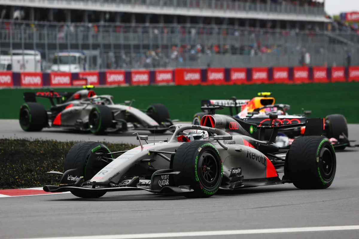 30870953-1 MONTREAL, QUEBEC - MAY 24: Nico Hulkenberg of Germany driving the (27) Audi F1 Team R26 leads Liam Lawson of New Zealand driving the (30) Visa Cash App Racing Bulls VCARB 03 RB Ford on the formation lap during the F1 Grand Prix of Canada at Circuit Gilles-Villeneuve on May 24, 2026 in Montreal, Quebec. (Photo by Sam Bloxham/LAT Images)