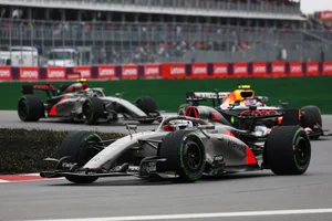 30870953-1 MONTREAL, QUEBEC - MAY 24: Nico Hulkenberg of Germany driving the (27) Audi F1 Team R26 leads Liam Lawson of New Zealand driving the (30) Visa Cash App Racing Bulls VCARB 03 RB Ford on the formation lap during the F1 Grand Prix of Canada at Circuit Gilles-Villeneuve on May 24, 2026 in Montreal, Quebec. (Photo by Sam Bloxham/LAT Images)