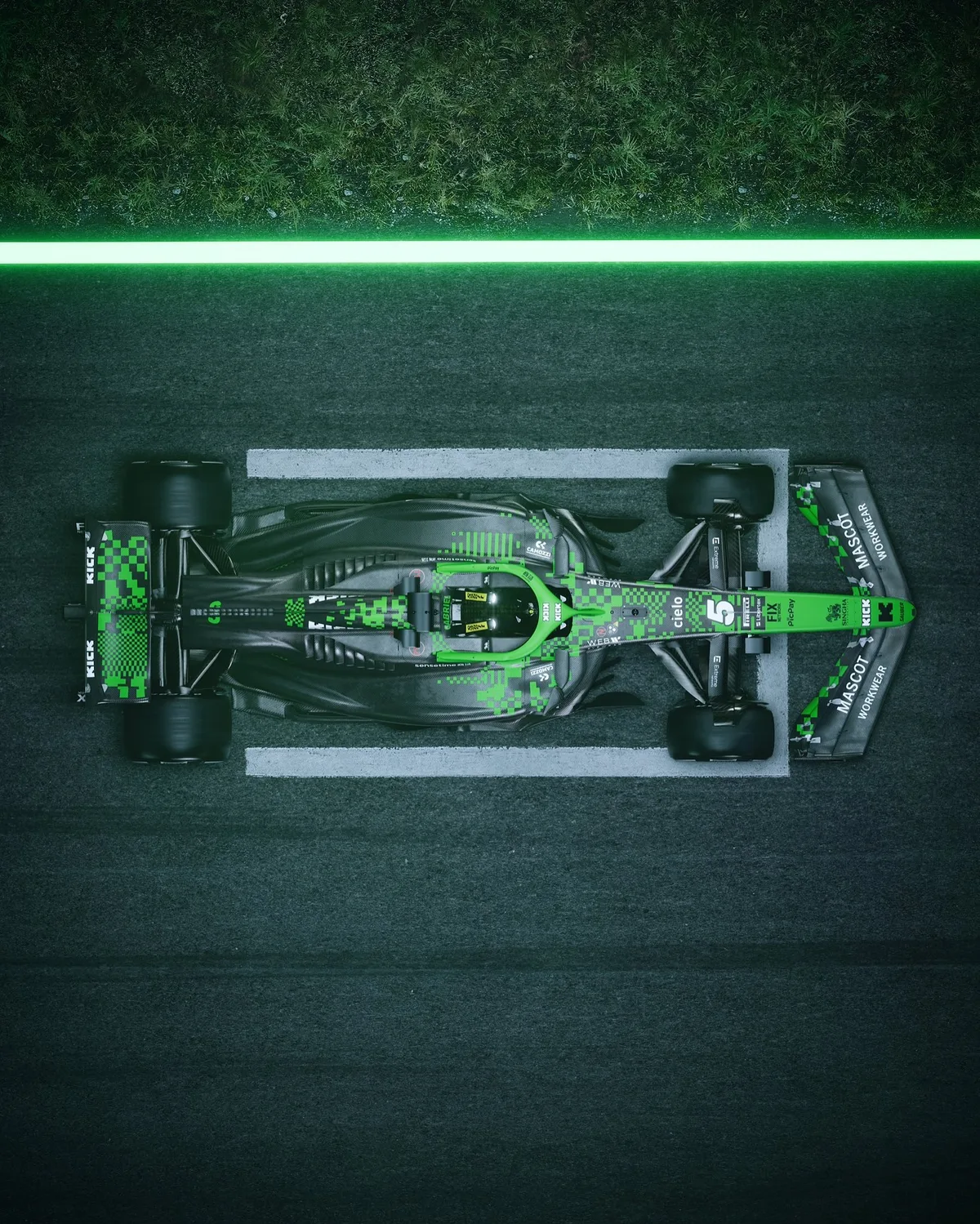 GP von Spanien 2025: In Barcelona fuhr Sauber mit verpixeltem Erscheinungsbild – naheliegend, bei einer Streaming-Plattform als Sponsor. Sauber in Barcelona 2025