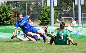 Flurina Poltronieri vom FC Effretikon im Cupfinal im 2023 gegen Phönix Seen. Flurina Poltronieri vom FC Effretikon im Cupfinal im 2023 gegen Phönix Seen.