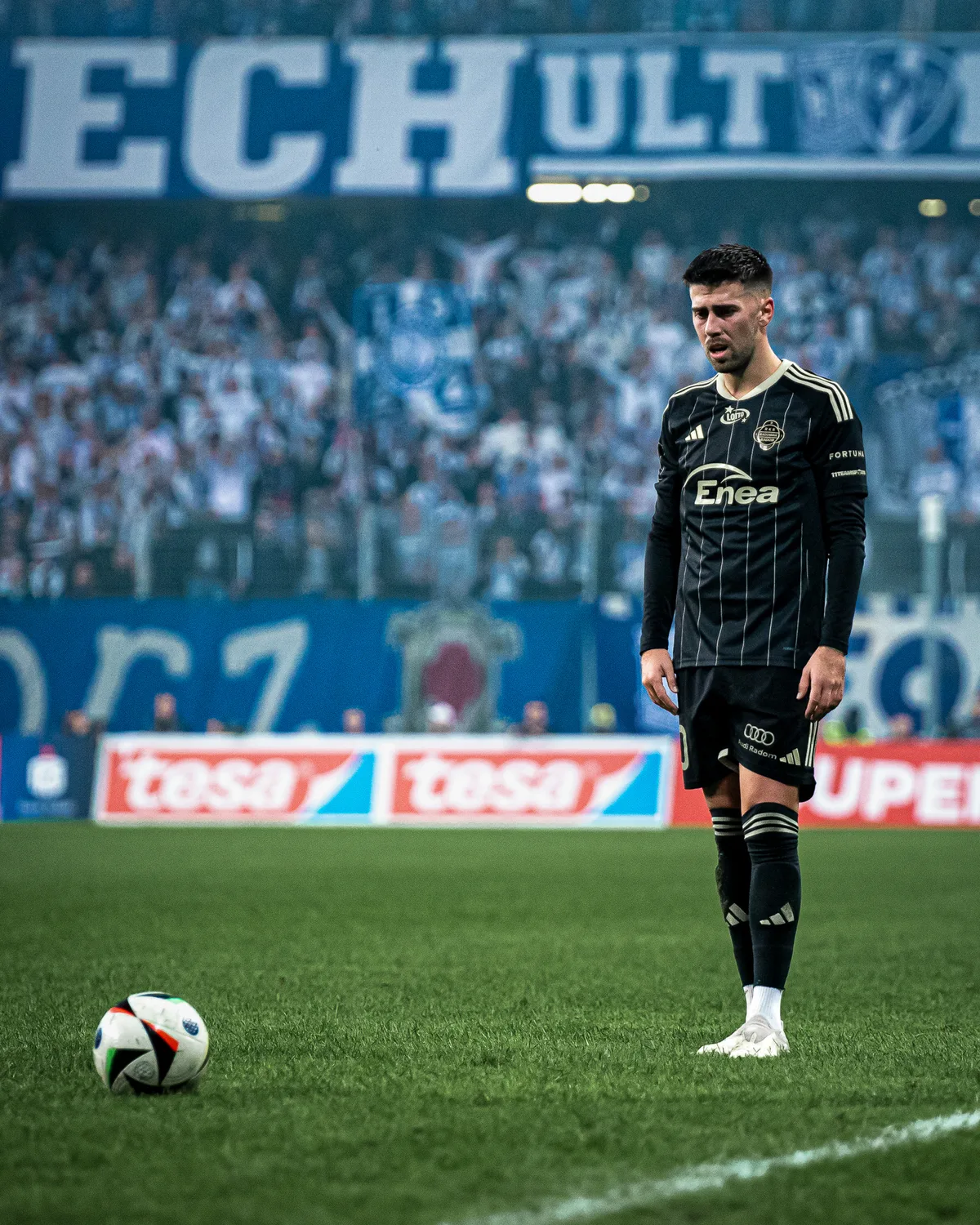 Roberto Alves, Fussballprofi aus Gossau ZH, spielt bei Radomiak Radom in Polen.