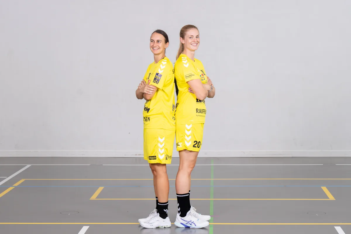 24607200-3 Sina Hofmann (l.) und Alena Holst vom UHC Laupen