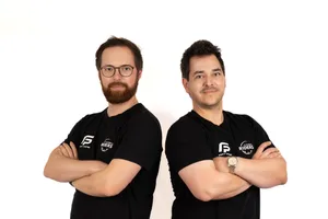 Philipp Düsel (links) und Nicola Saluz, die Trainer der Floorball Riders Philipp Düsel (links) und Nicola Saluz, die Trainer der Floorball Riders
