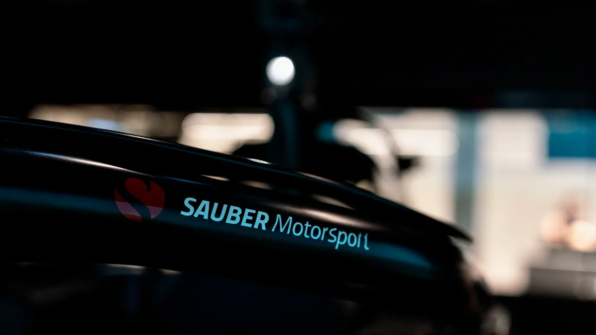22936647-1 Impressionen aus dem Sauber-Simulator