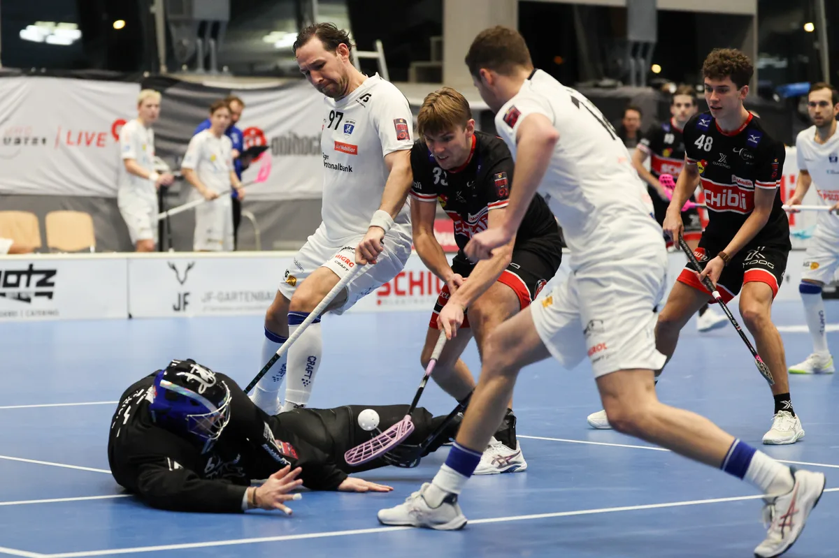 28868495-3 Uster Unihockey
