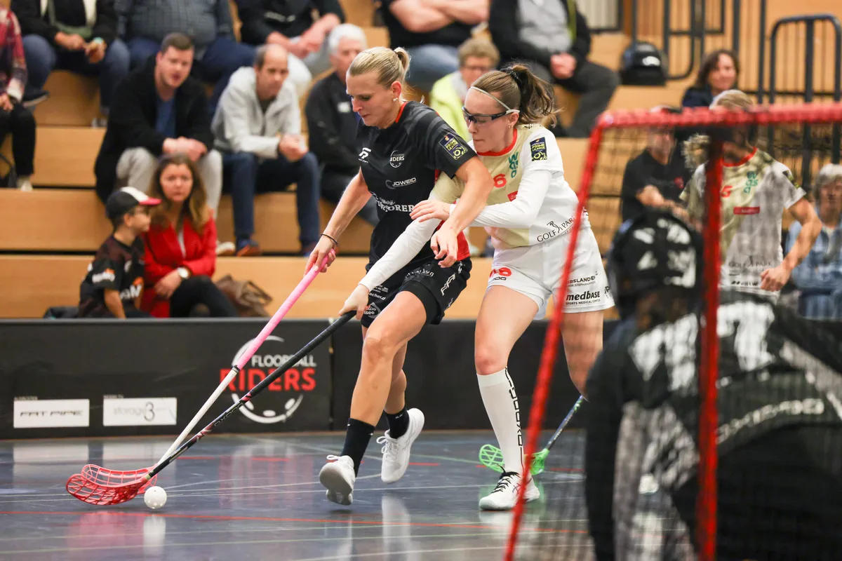 31976330-6 Unihockey