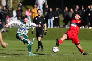 31726448-4 Fussball Wald - Rüti