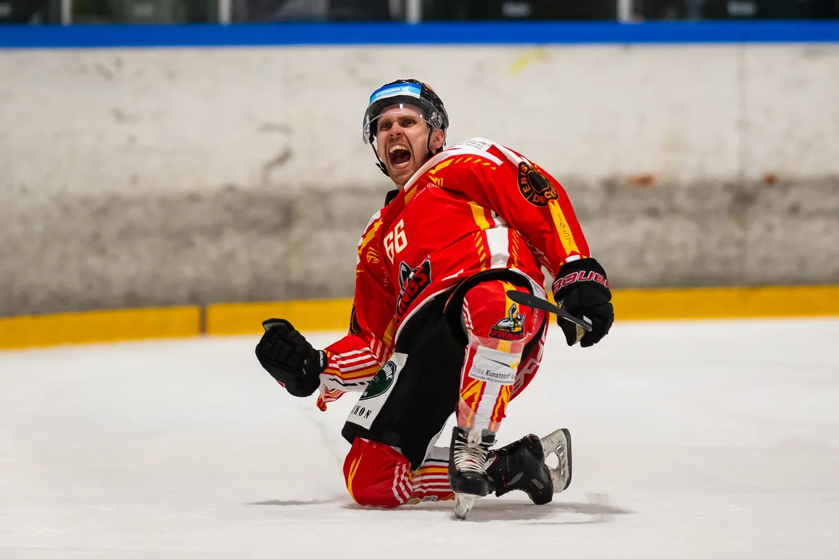 Eishalle Bäretswil, Vikings Rüegg Andy beim 9:8