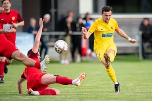 Sportplatz Grossriet, Greifensee Severin Burkart(C) Sportplatz Grossriet, Greifensee Severin Burkart(C)