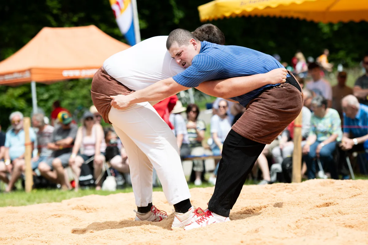 Schwingfest Hochfelden, Odermatt Gian Maria gegen Waser Christoph