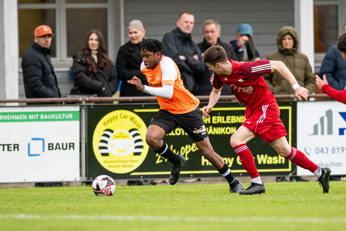 Sportplatz Zelgli, Dübendorf Cadima Mukasa Lusiola gegen Uster