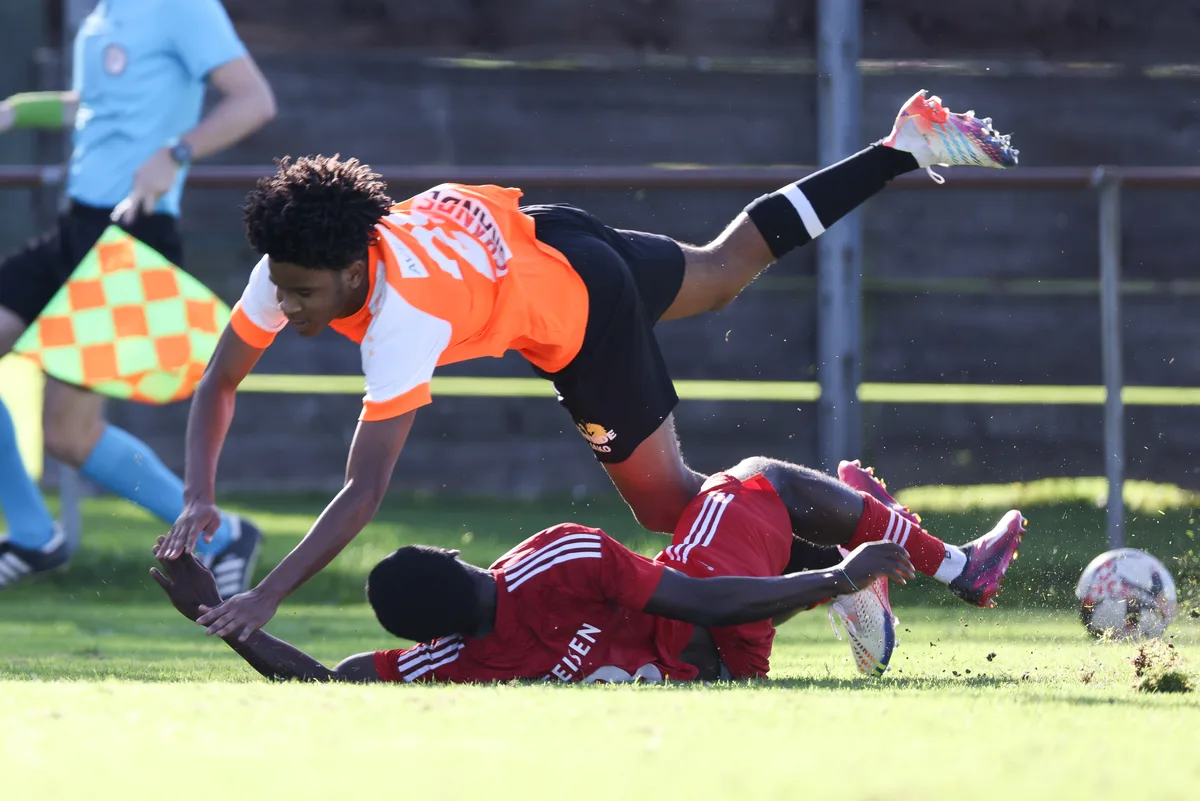 22260478-3 Fussball