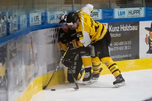 Eishalle Meierwiesen, Wetzikon Berger Nils gegen Burgdorf Maier Fabio Eishalle Meierwiesen, Wetzikon Berger Nils gegen Burgdorf Maier Fabio