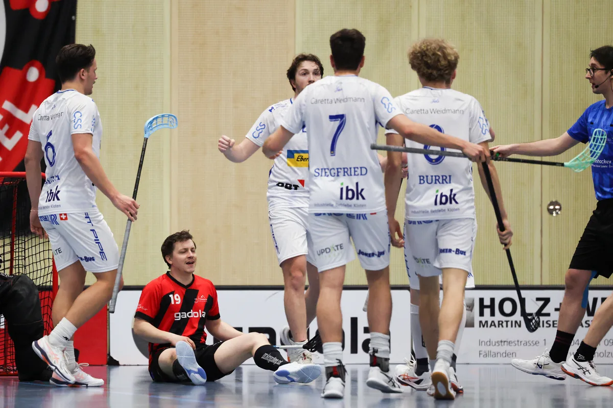29280402-4 Unihockey