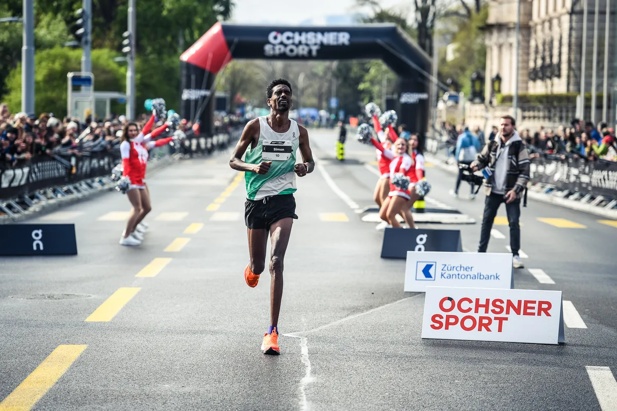 Simon Tesfay am Zürich Marathon 2023 Simon Tesfay am Zürich Marathon 2023